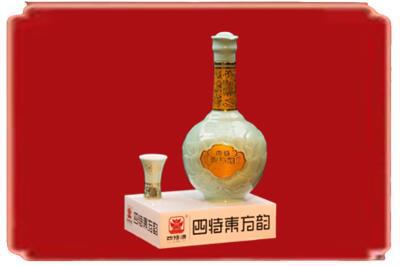 东方烟酒回收四特酒.jpg